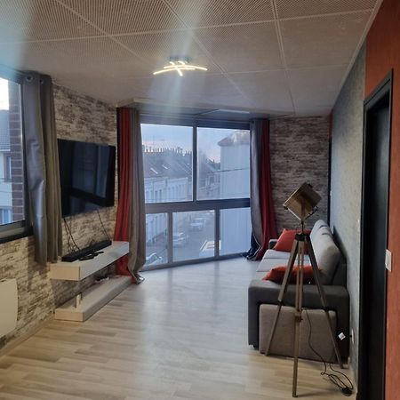 Cosy Loft - Calais Lägenhet Exteriör bild