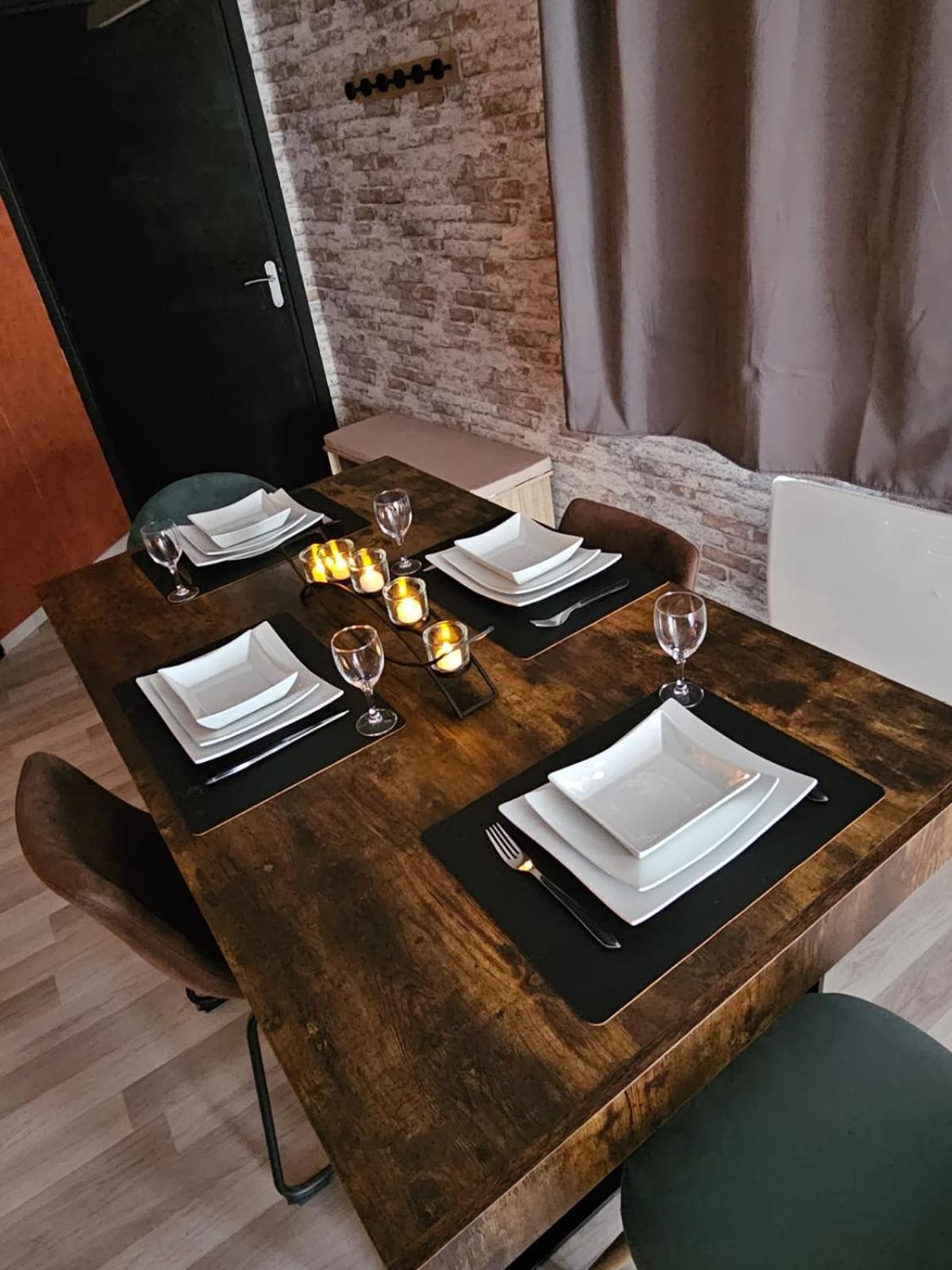 Cosy Loft - Calais Lägenhet Exteriör bild