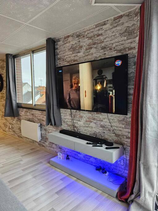 Cosy Loft - Calais Lägenhet Exteriör bild