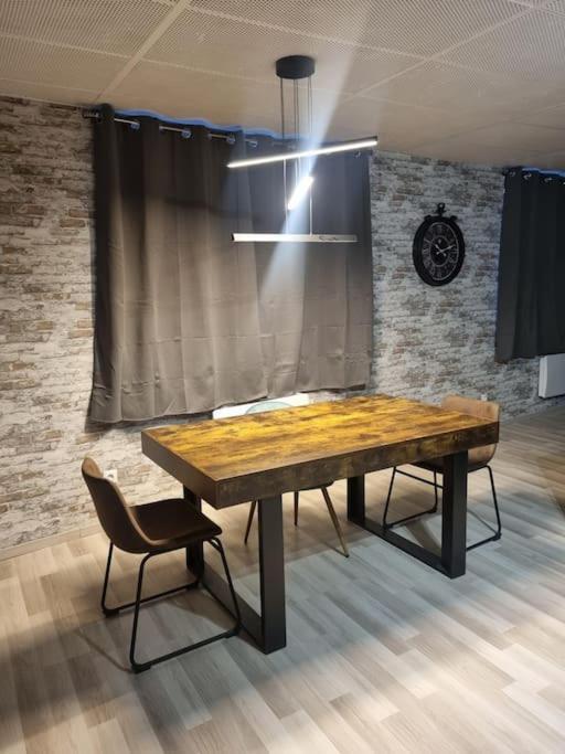 Cosy Loft - Calais Lägenhet Exteriör bild