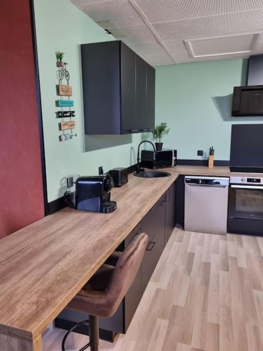 Cosy Loft - Calais Lägenhet Exteriör bild