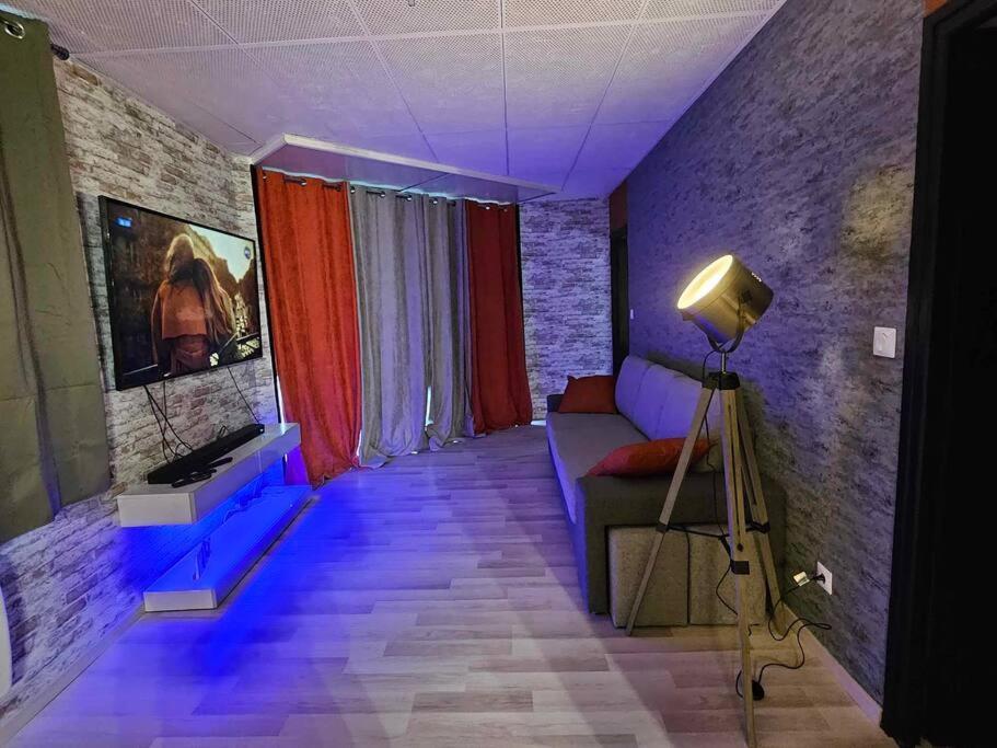 Cosy Loft - Calais Lägenhet Exteriör bild